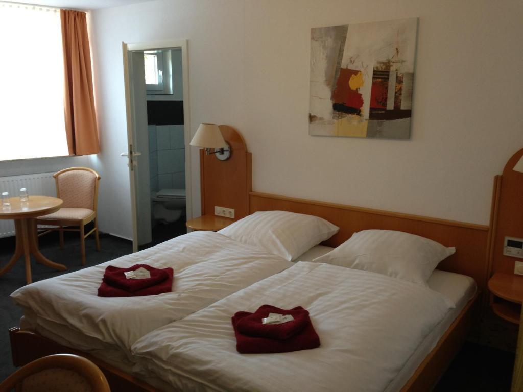 Hotel & Restaurant Jaegerstuben Ritterhude Buitenkant foto