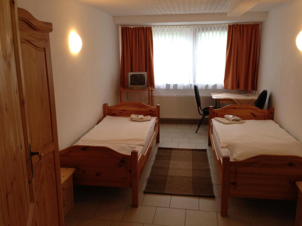 Hotel & Restaurant Jaegerstuben Ritterhude Buitenkant foto