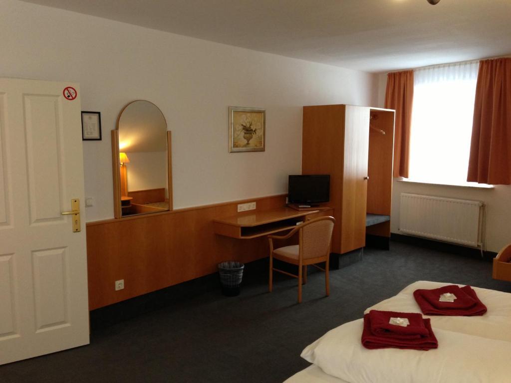 Hotel & Restaurant Jaegerstuben Ritterhude Buitenkant foto